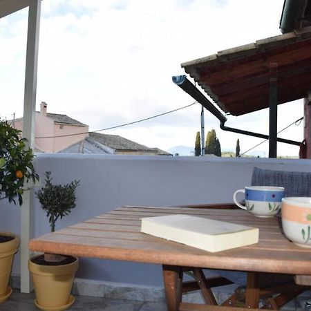 Laundry House Apartment Sinarádes Exterior photo